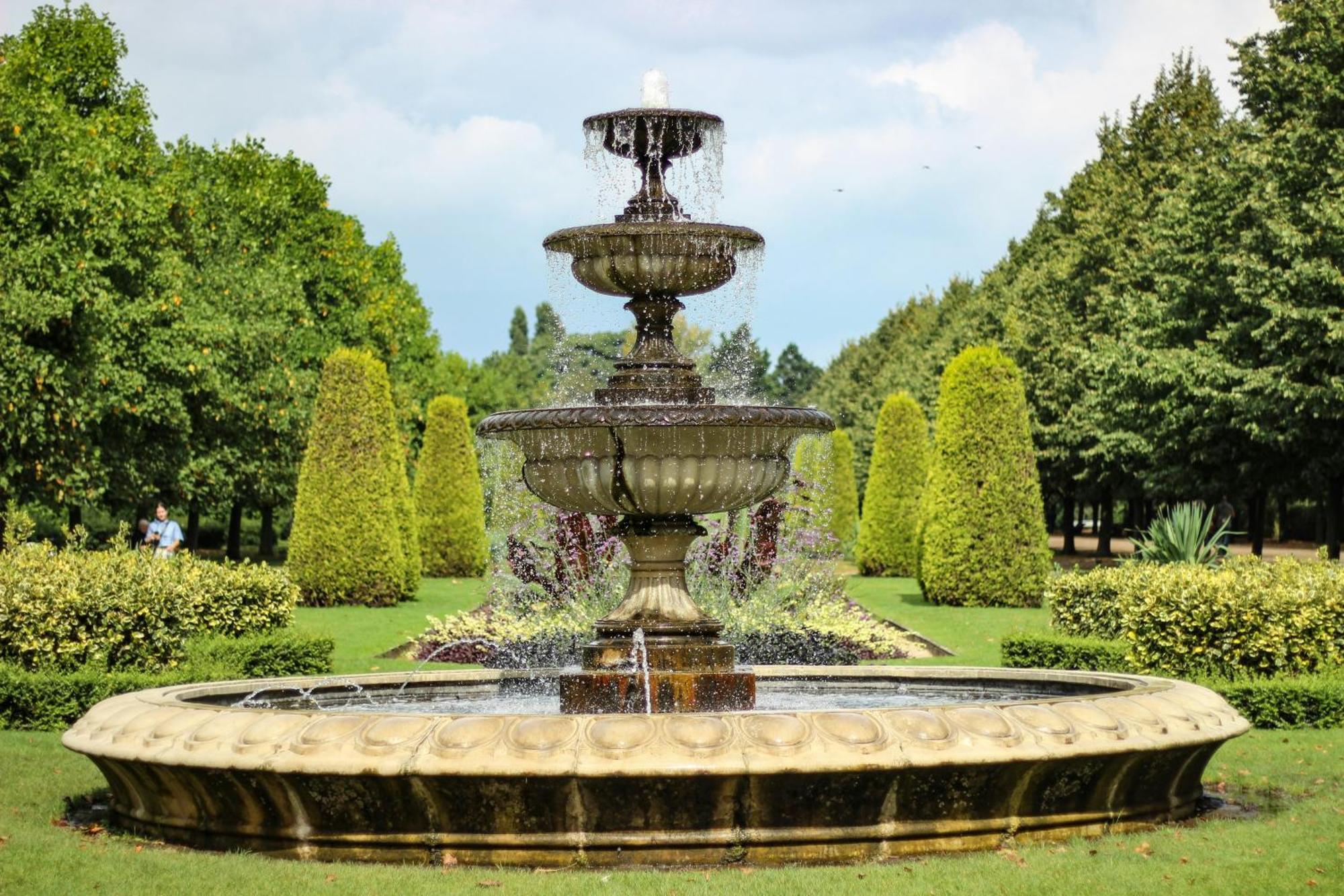 Chilworth Court Aparthotel