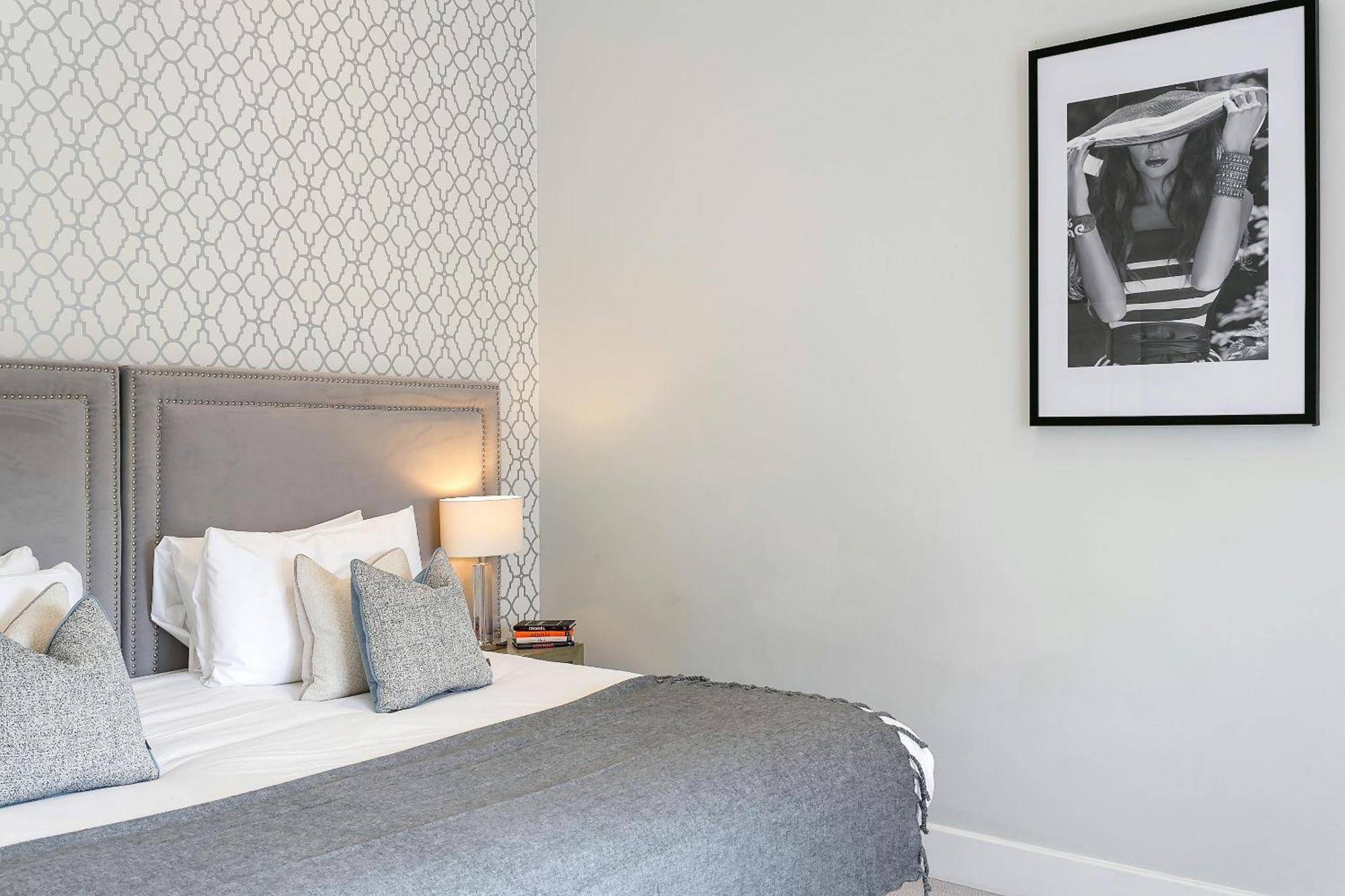 Chilworth Court Apart-hotel 4*